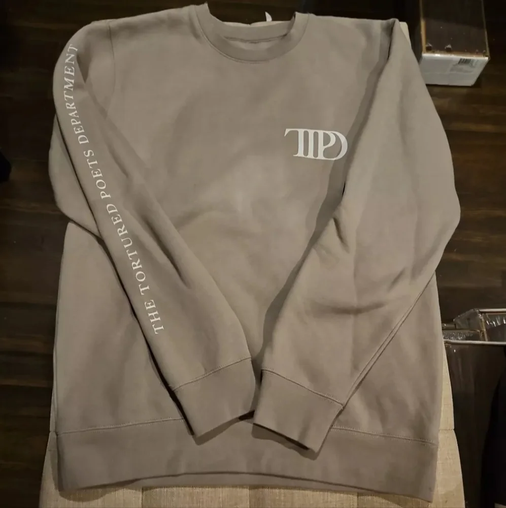 New Taylor Swift ttpd beige crewneck sweatshirt size small - Picture 7 of 12